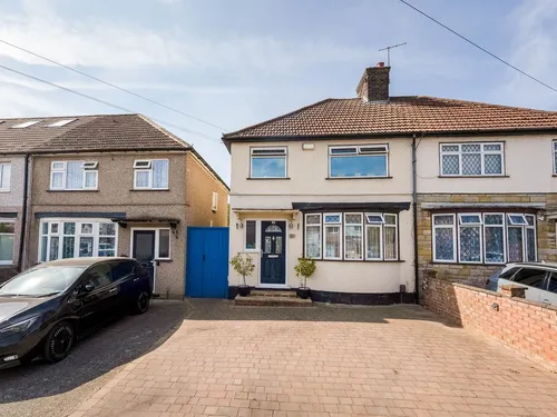 Berry Avenue, WATFORDphoto