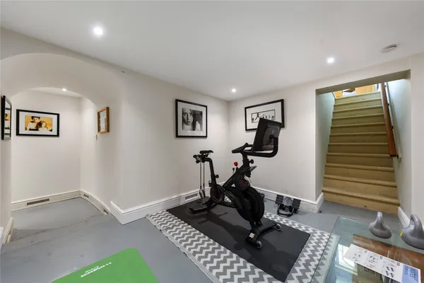 Rectory Lane, Woodford, NN14 photo 11