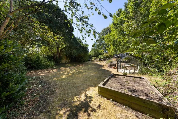 Rectory Lane, Woodford, NN14 photo 18