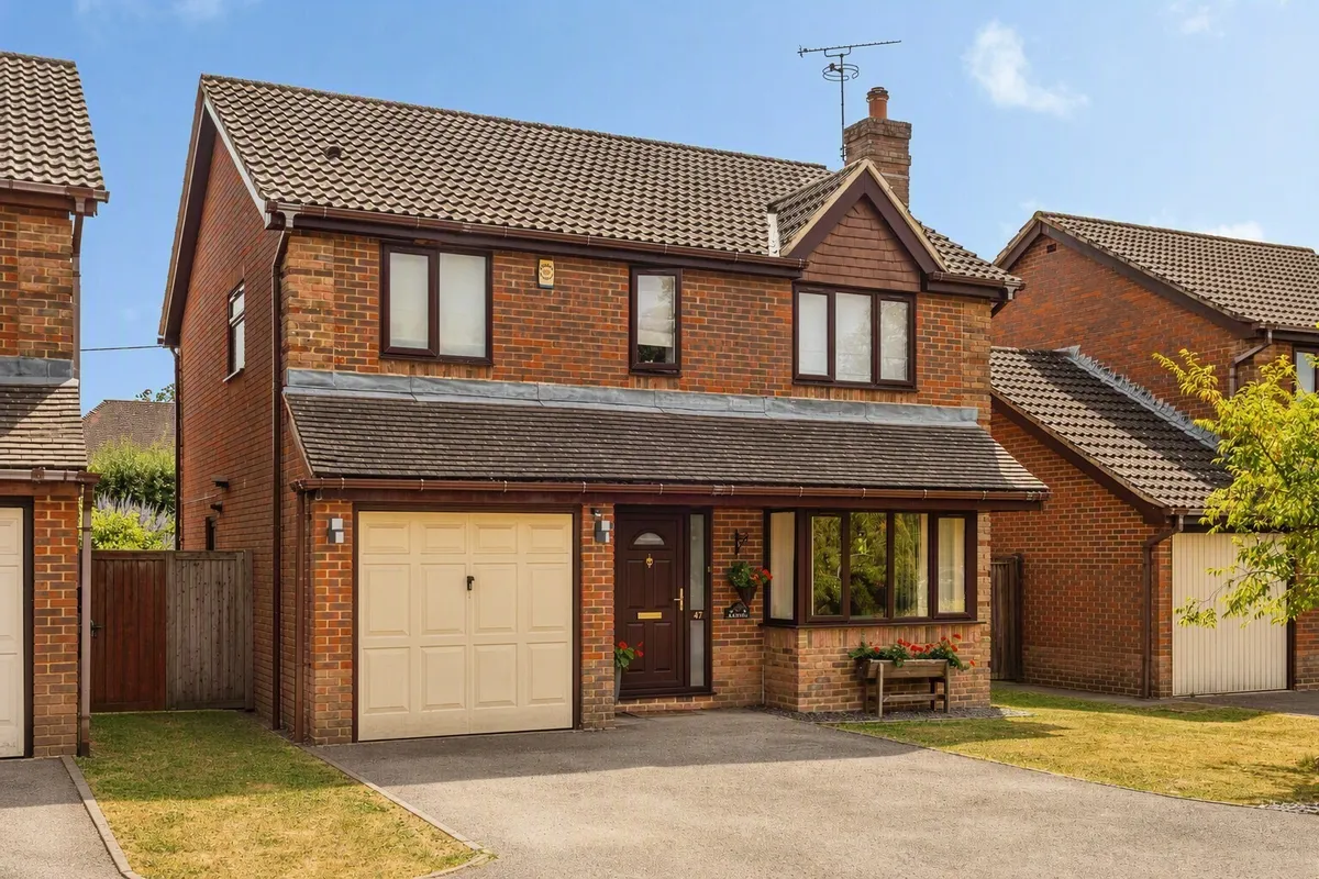 Coulstock Road, Burgess Hill