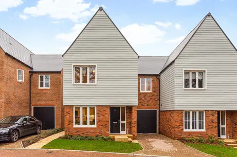 Tern Avenue, Horsham, RH12
