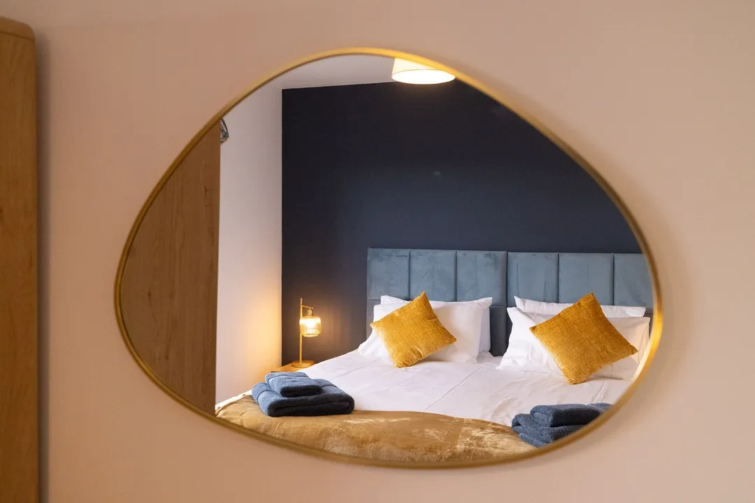 https://mr0.homeflow-assets.co.uk/files/photo/image/48104/5892/_x_/003A1316-38.jpg