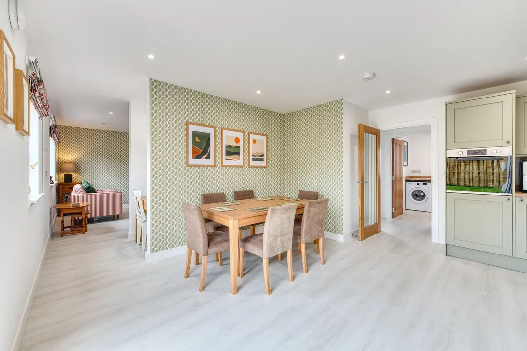 https://mr0.homeflow-assets.co.uk/files/photo/image/48104/5941/_x_/DSC_6673_HDR-4.jpg