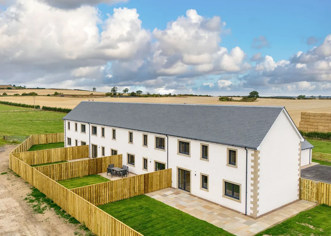 https://mr0.homeflow-assets.co.uk/files/photo/image/48104/5950/_x_/DJI_20260817112343_0664_D_HDR-64.jpg