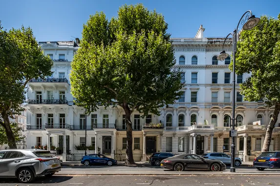 Queen's Gate, London, SW7