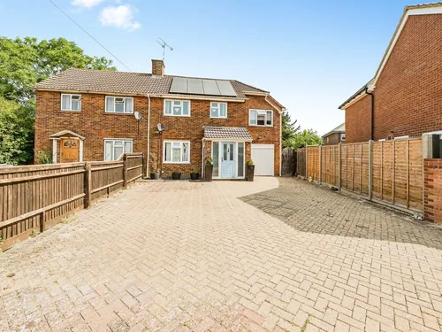Verney Walk, Aylesburyphoto