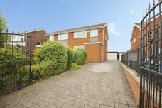 Walton Drive, Drighlington, Bradford