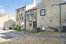 Greenwood Row, Pudsey