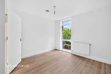 Lakeside Drive, London