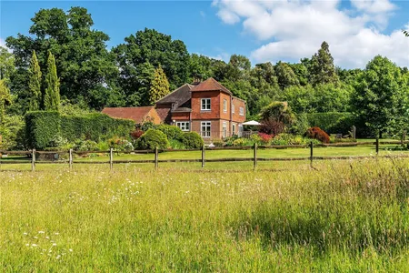 Cliftons Lane, Reigate, RH2