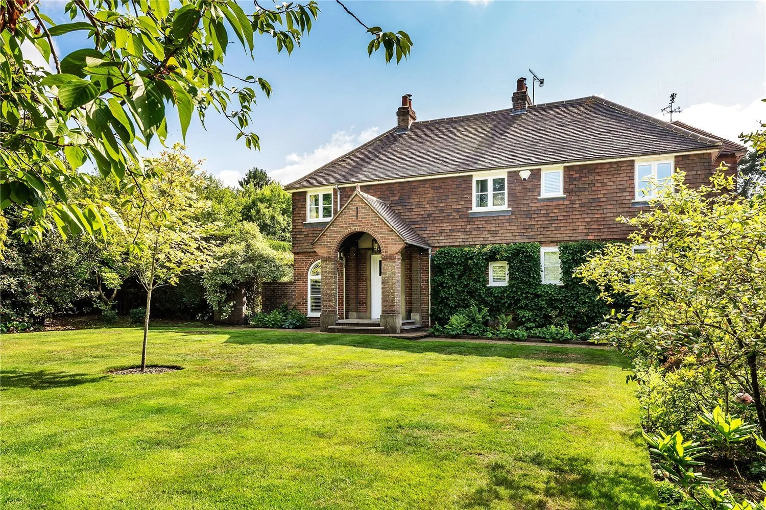 Cliftons Lane, Reigate, RH2 photo 28