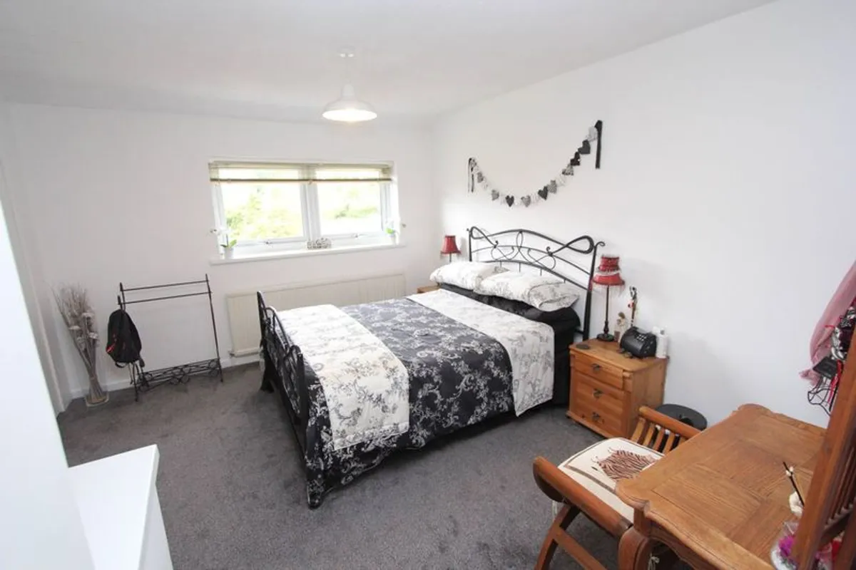 Harding Close, Boverton, CF61