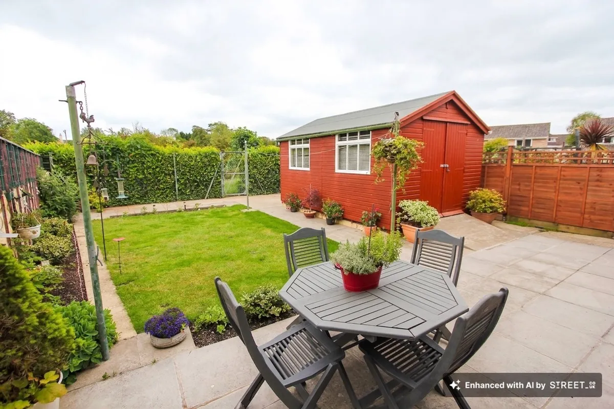 Harding Close, Boverton, CF61