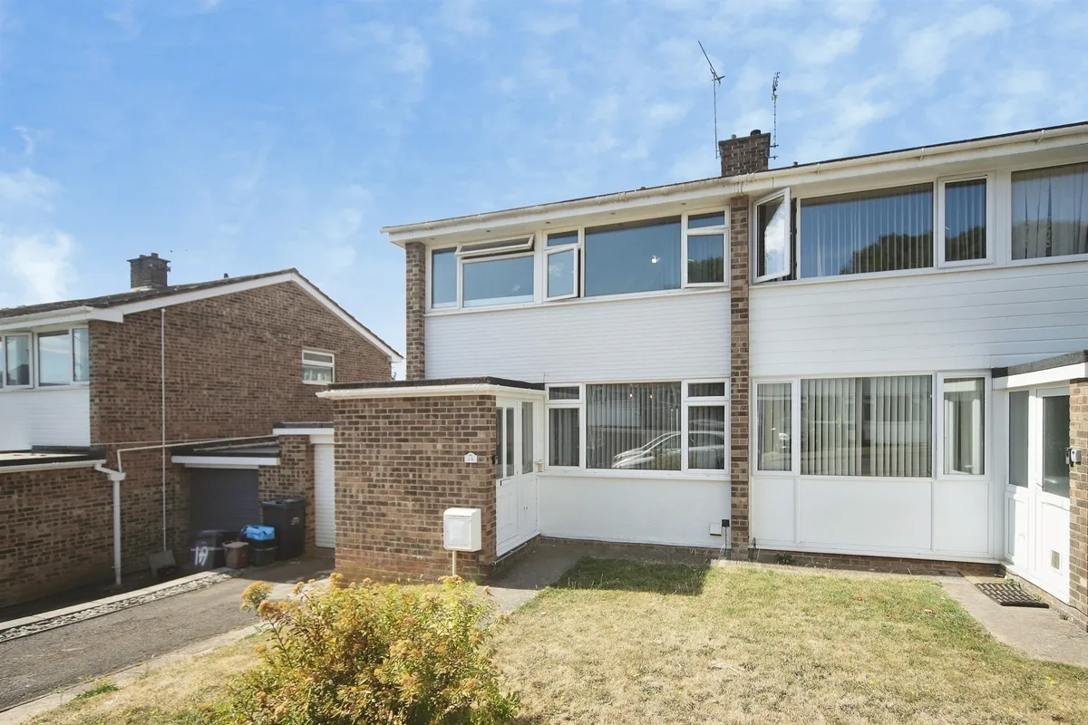 Laburnum Road, WELLINGTON