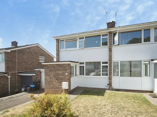 Laburnum Road, WELLINGTONphoto