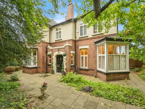 Station Road, Conisbrough, Doncasterphoto
