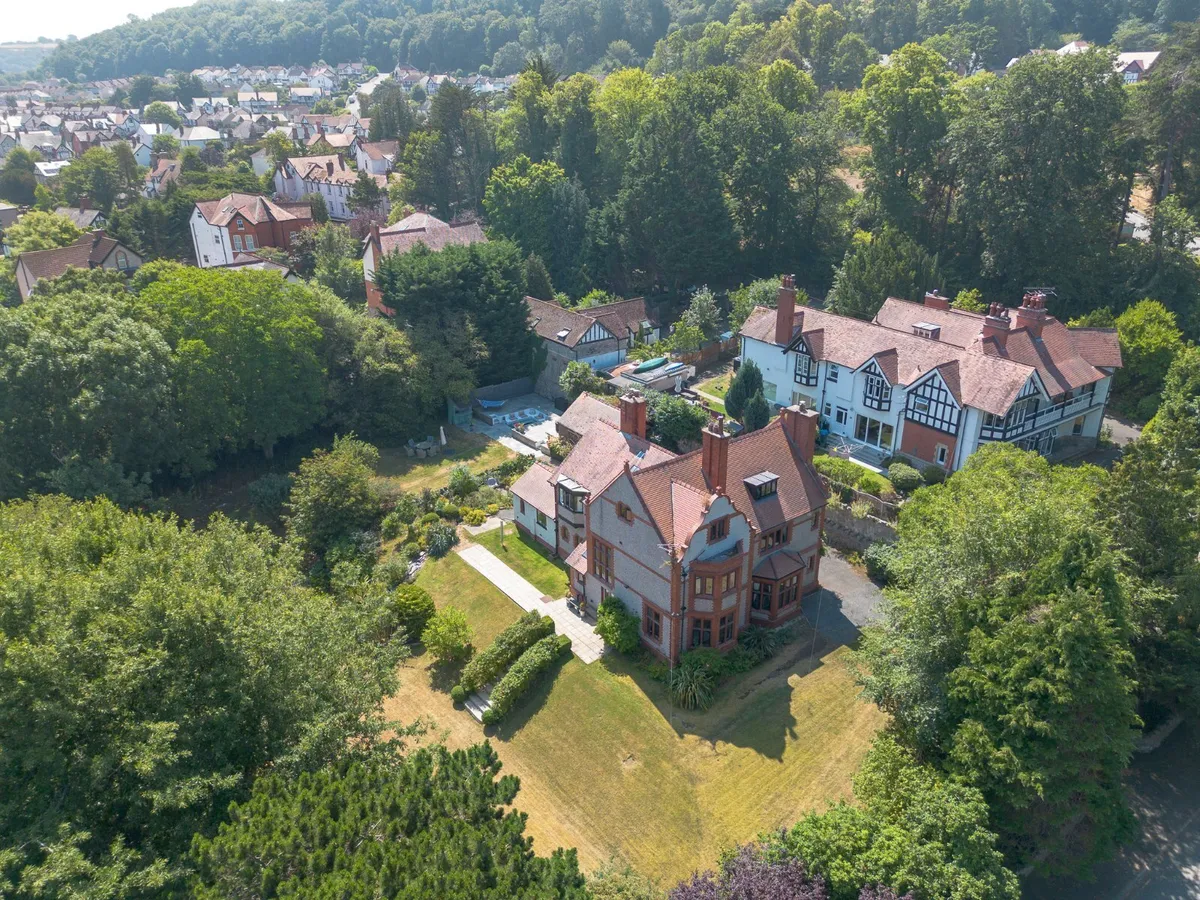 Queens Drive, Colwyn Bay, Conwy, LL29