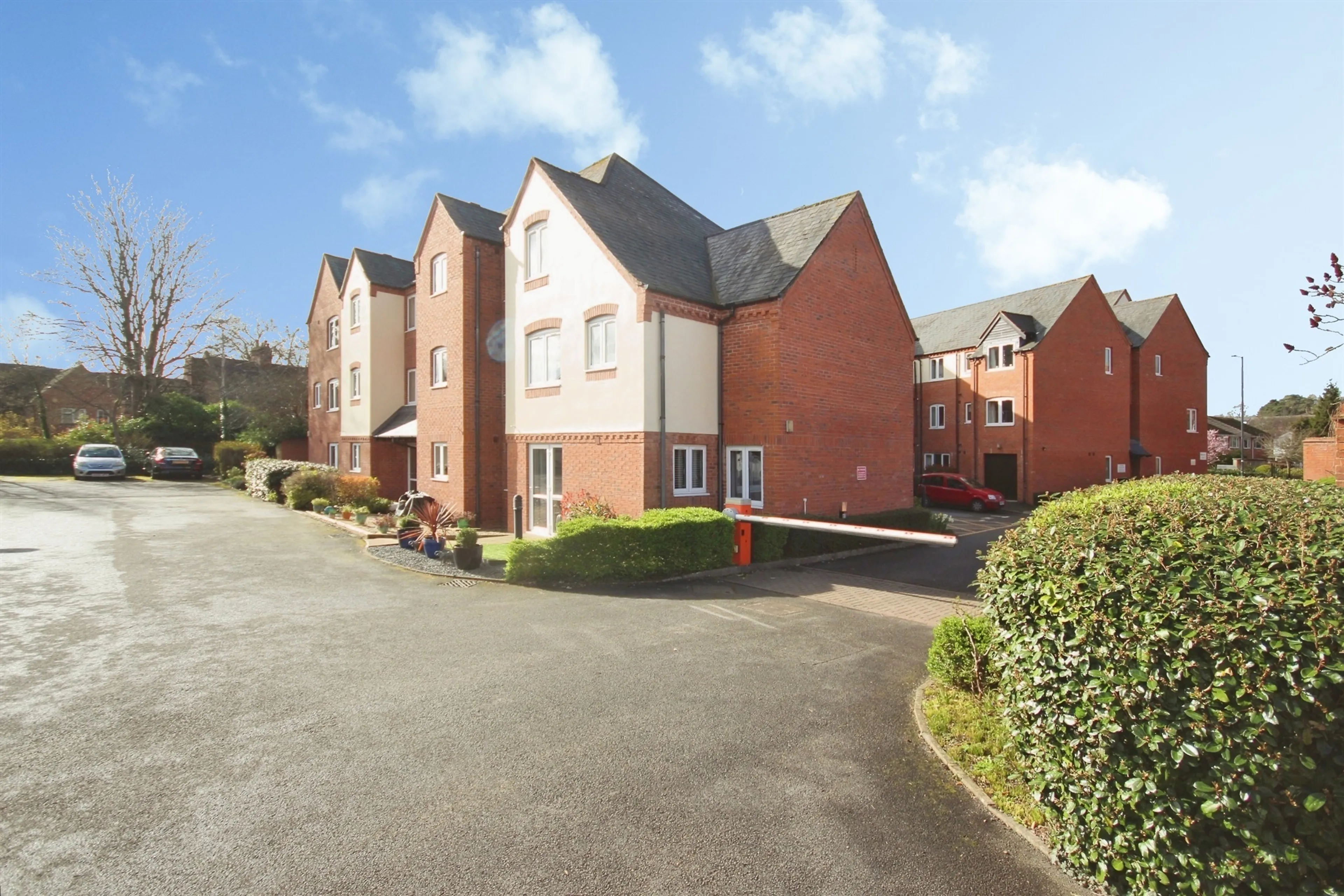 Property photo 0