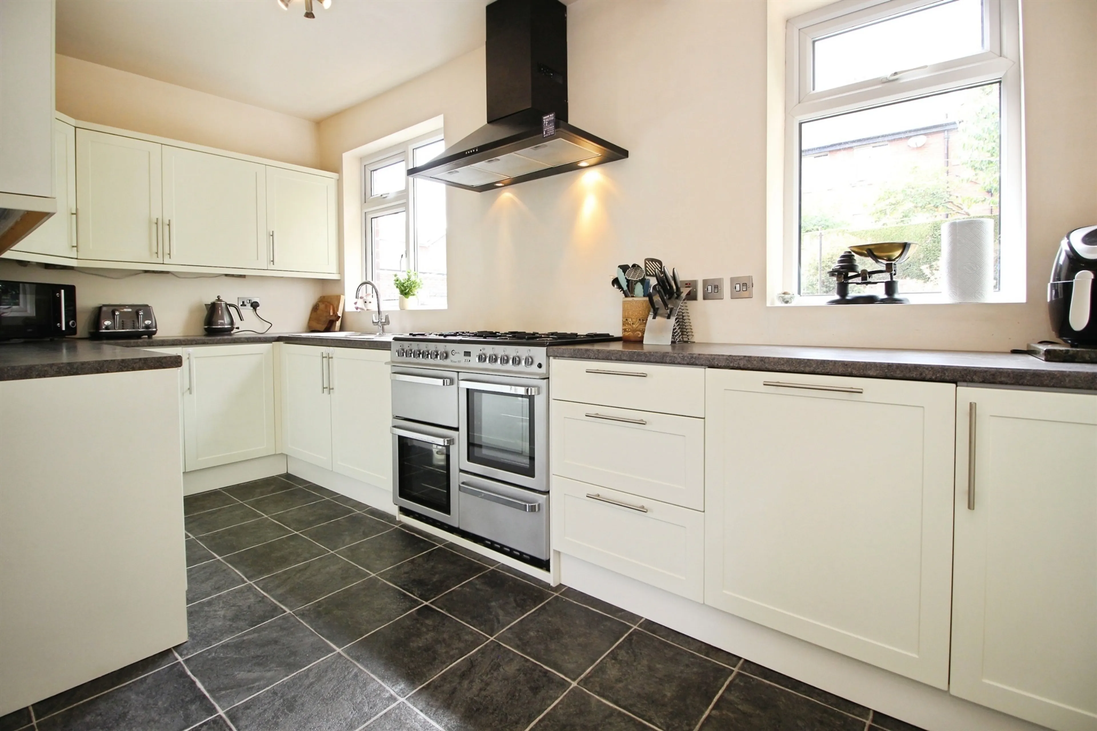Property at Greenwood Avenue, Earlsheaton, Dewsbury