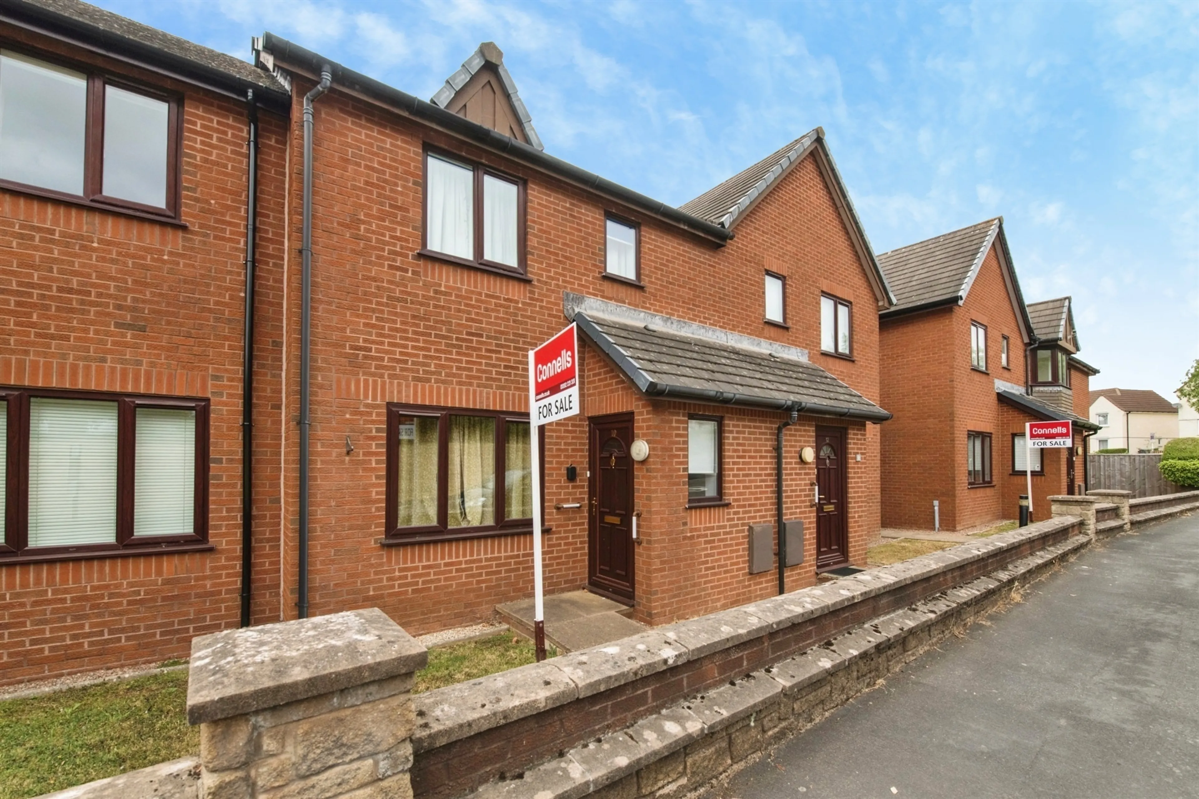 Property photo 0