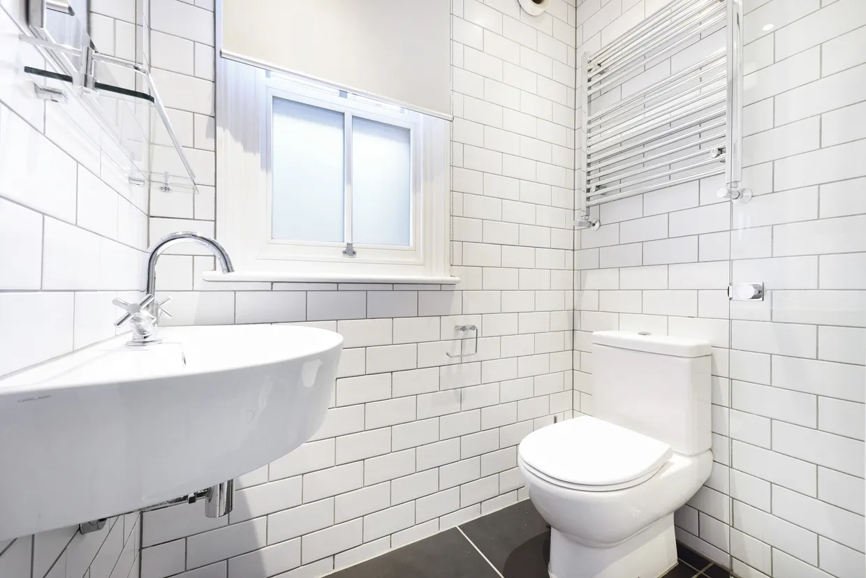 Haydon Park Road, London, SW19 photo 23