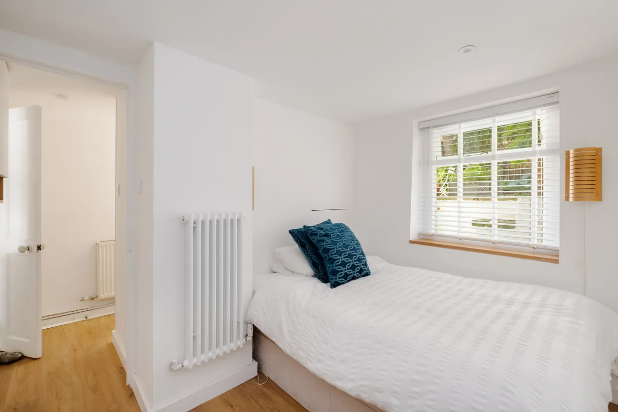 Halton Road, London, N1 photo 12