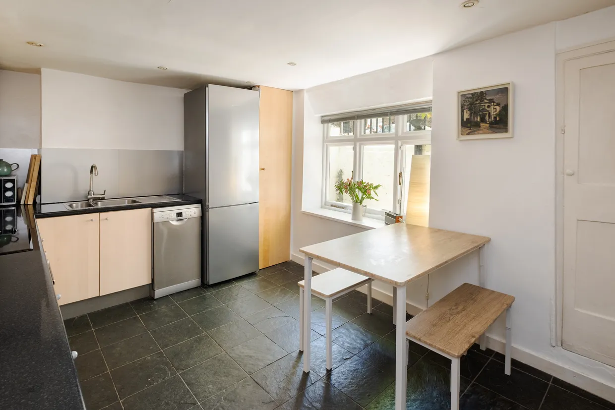 Halton Road, London, N1 photo 19