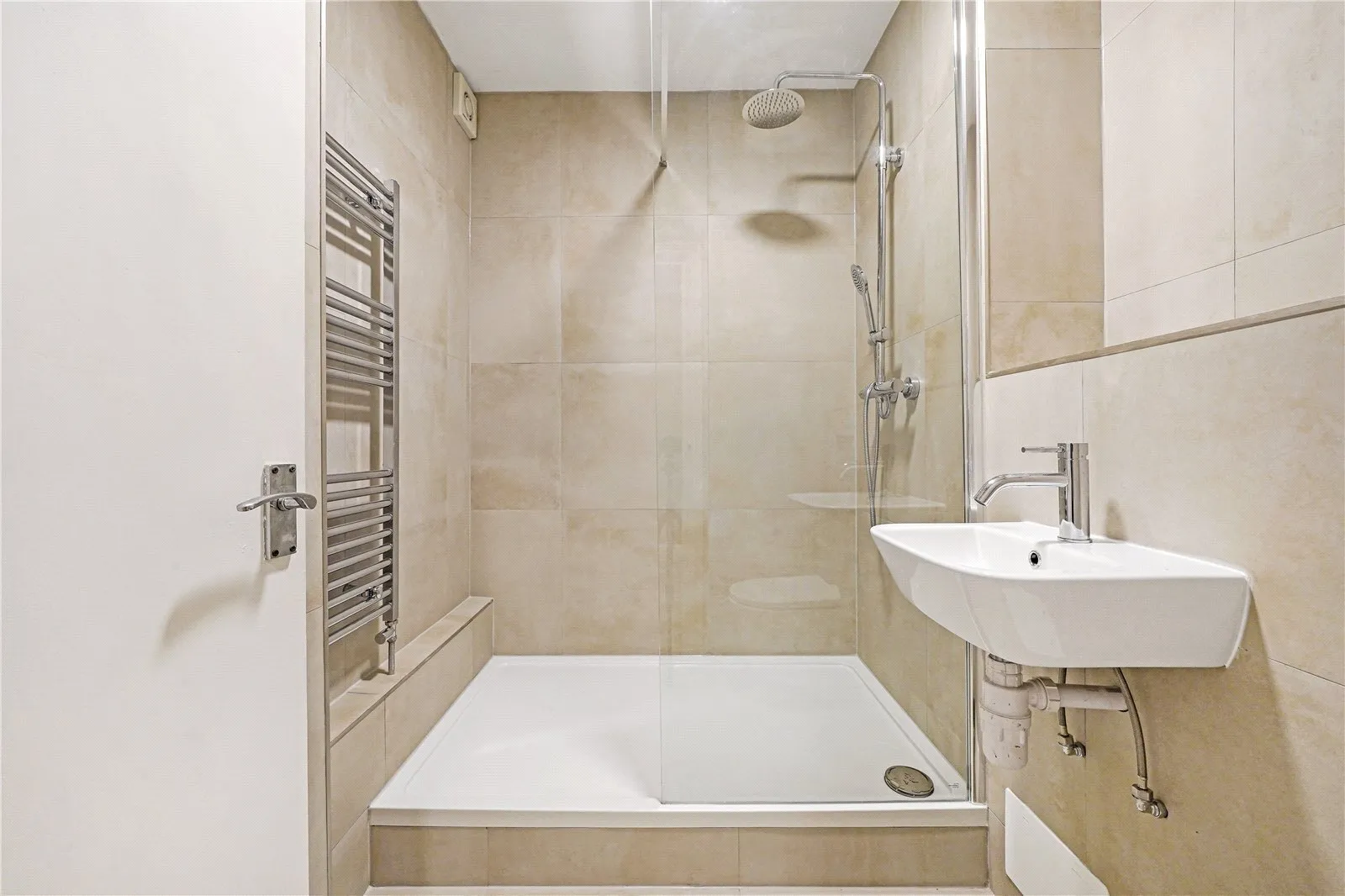 Brondesbury Road, Kilburn, London, NW6