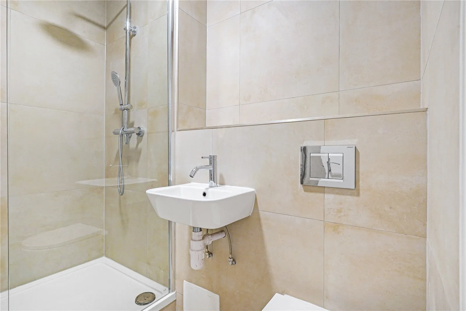 Brondesbury Road, Kilburn, London, NW6