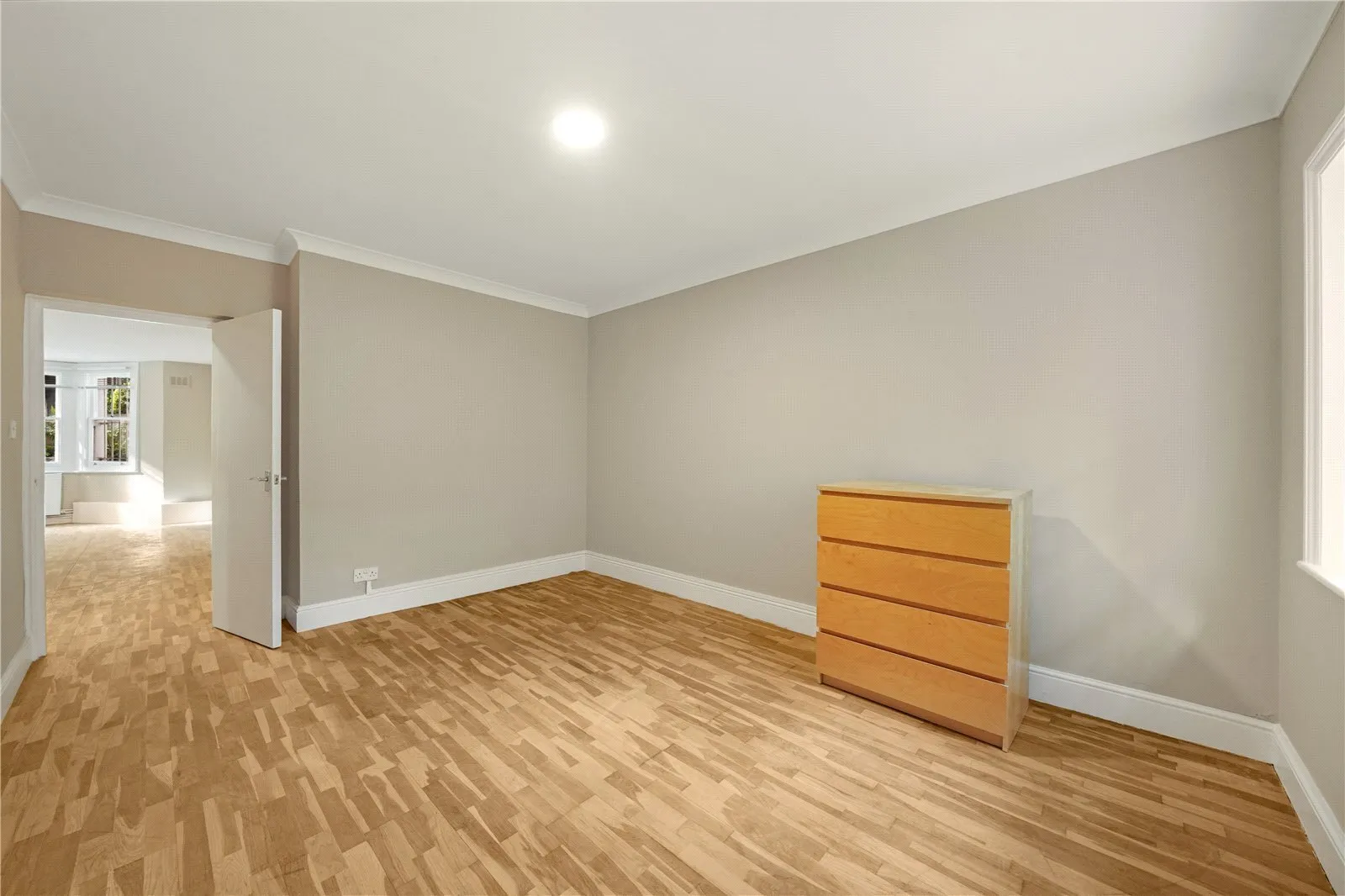 Brondesbury Road, Kilburn, London, NW6