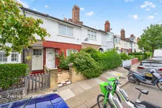 Derinton Road, London