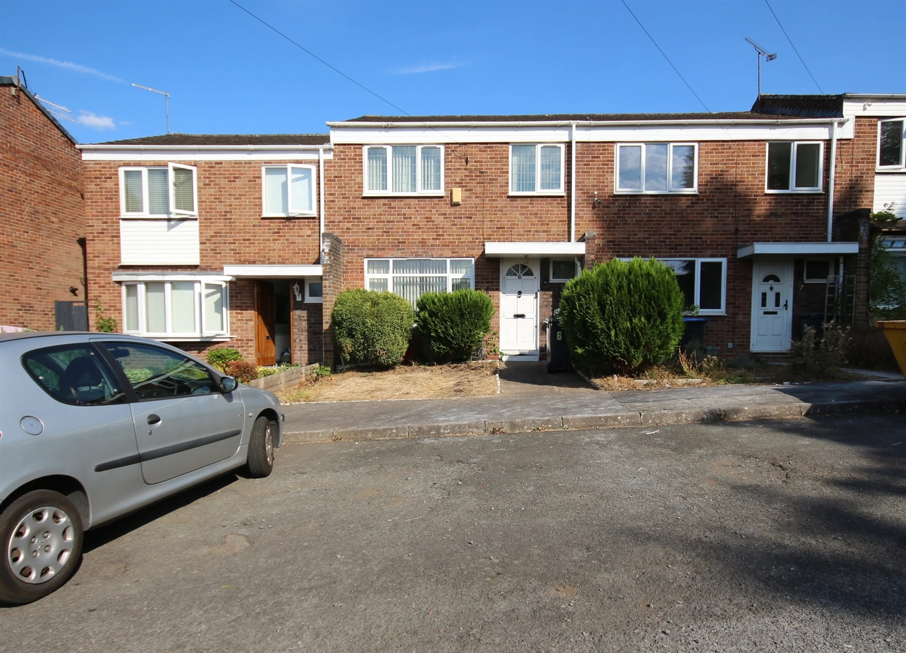 Property photo 0