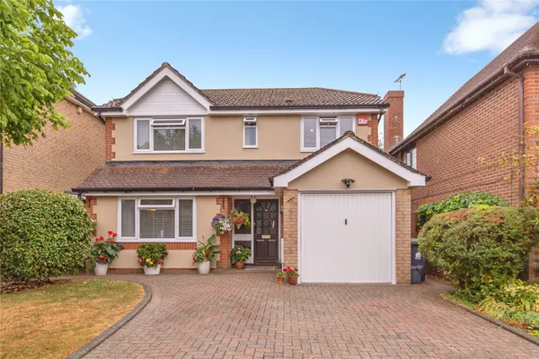 Everglades Avenue, Waterlooville, Ham...