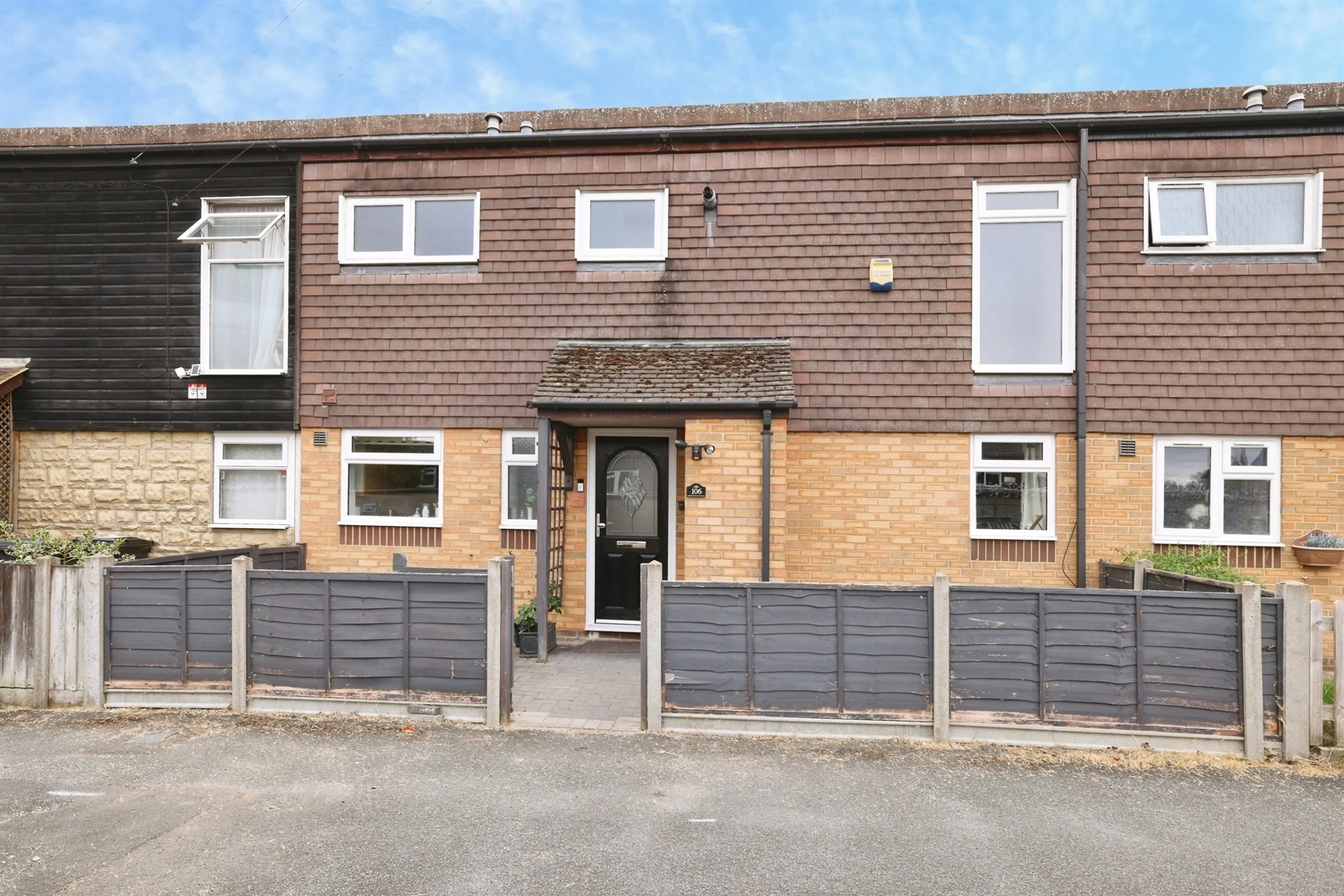 Property photo 0