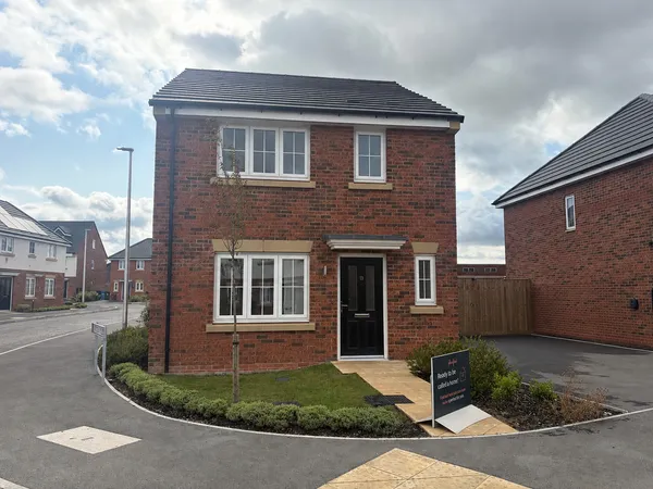 Trones Wood Lane, Widnes, WA8 5EL
