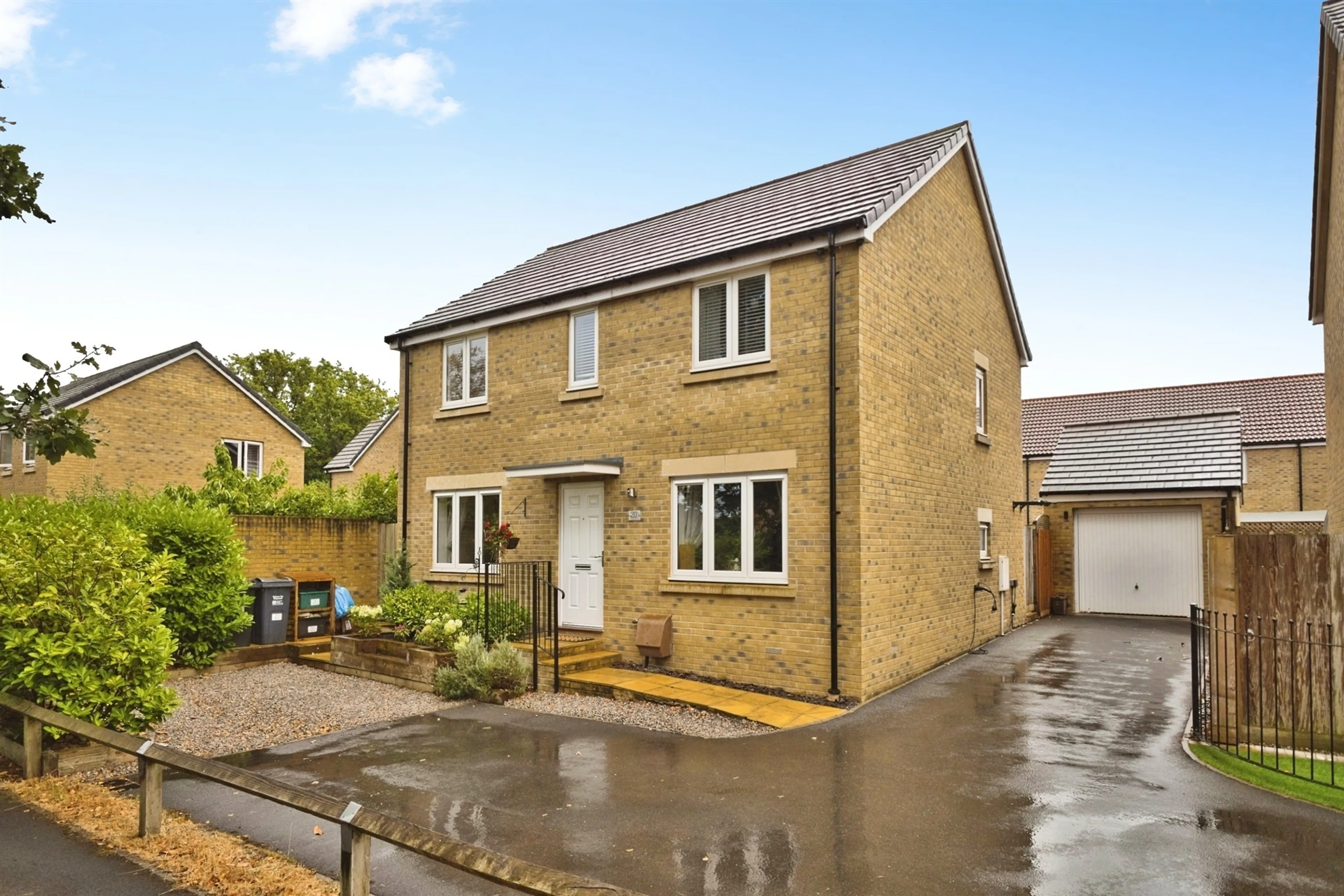 Property photo 0