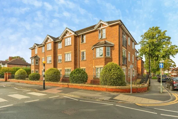 Claremont Road, SALE, Cheshire, M33