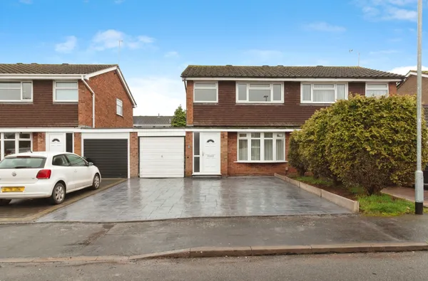 Otterburn Close, ST17 4RQ