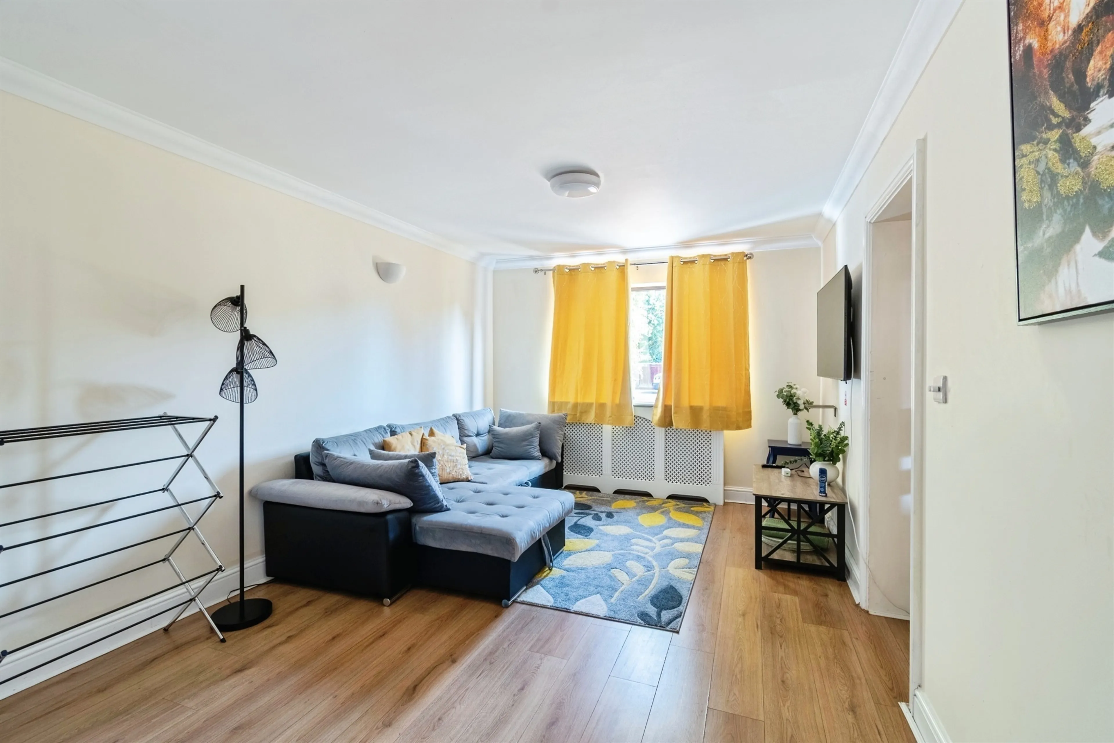 Property at Hollybush Close, Chippenham