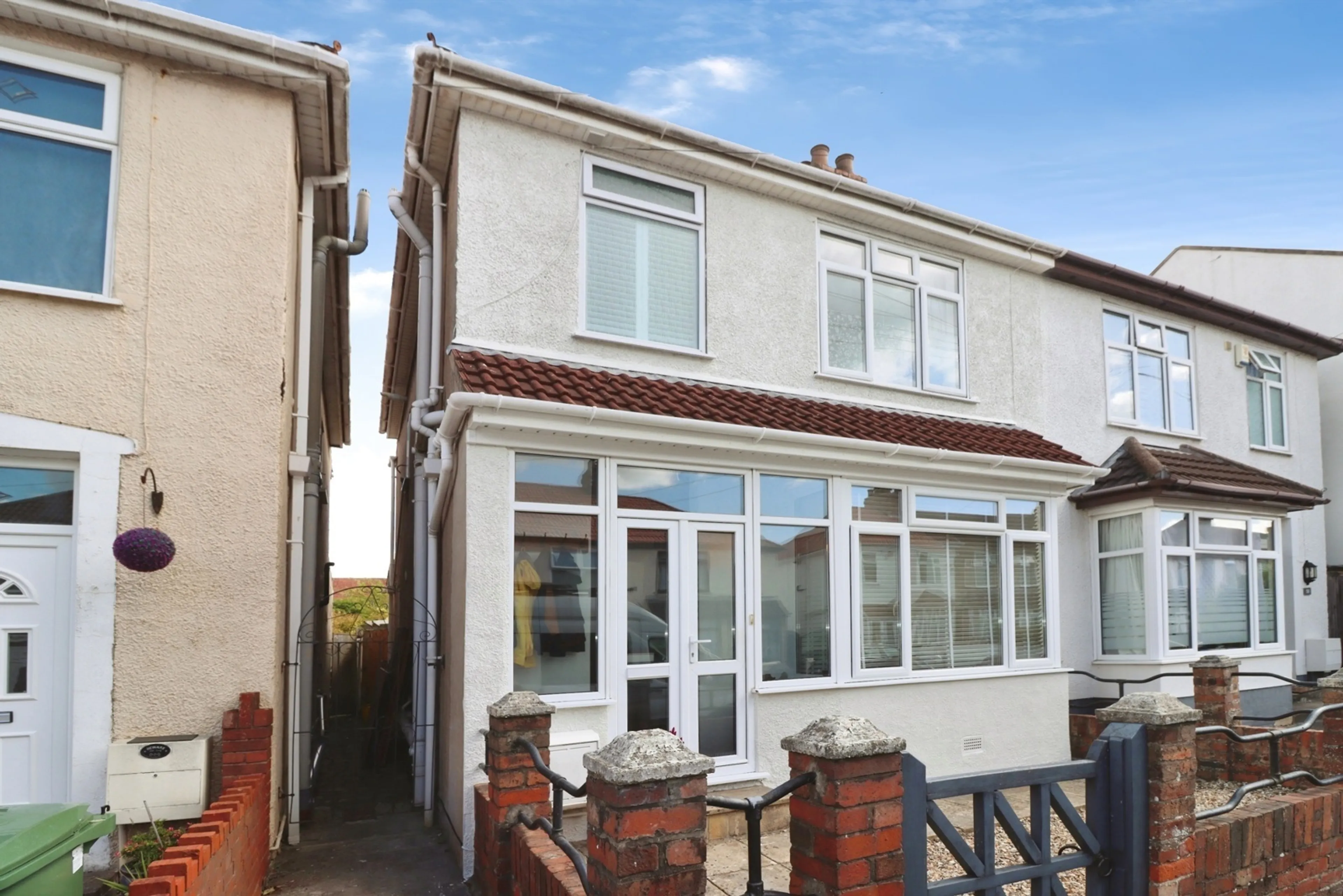 Property photo 0