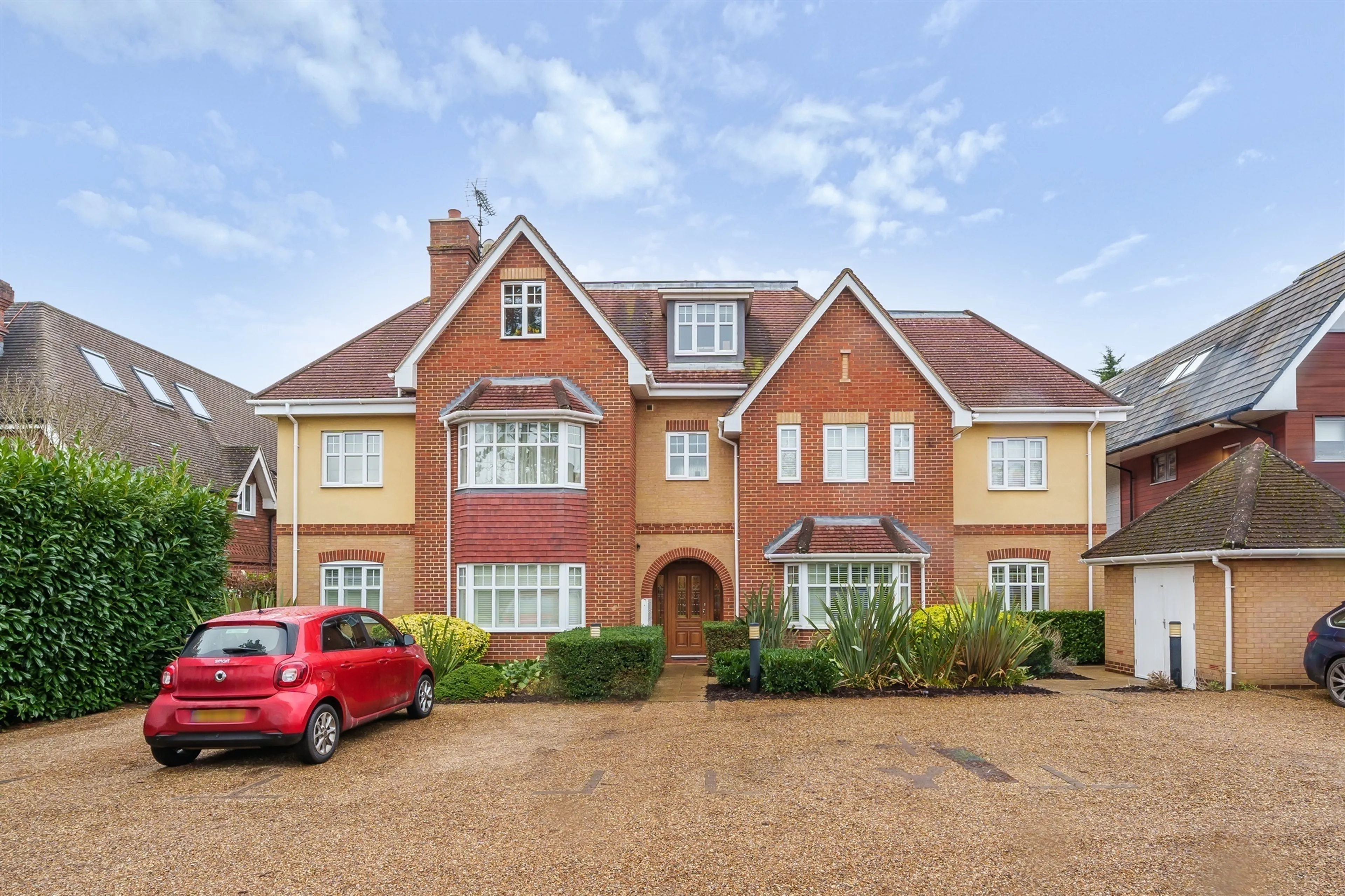 Property at Shoppenhangers Road, Maidenhead