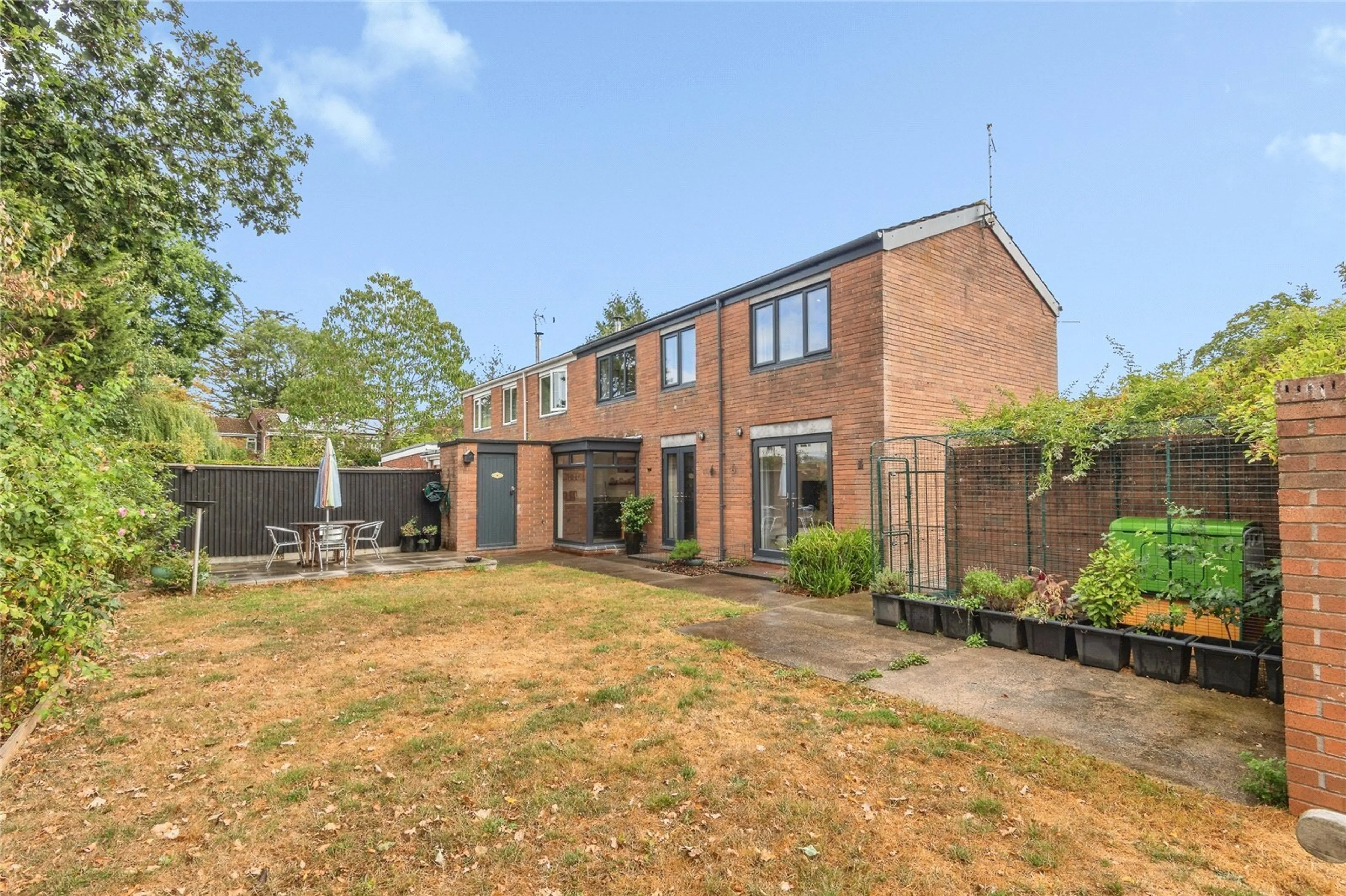 Property photo 0
