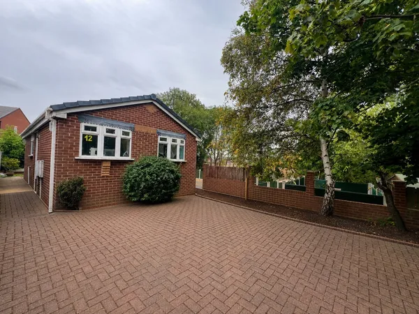 Headland Close, Chesterfield, S43