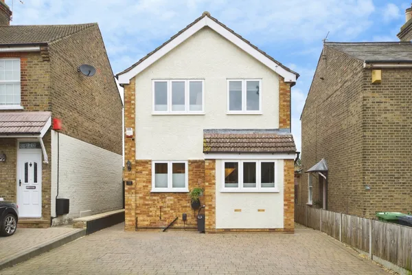 Cromwell Avenue, Cheshunt, Waltham Cr...
