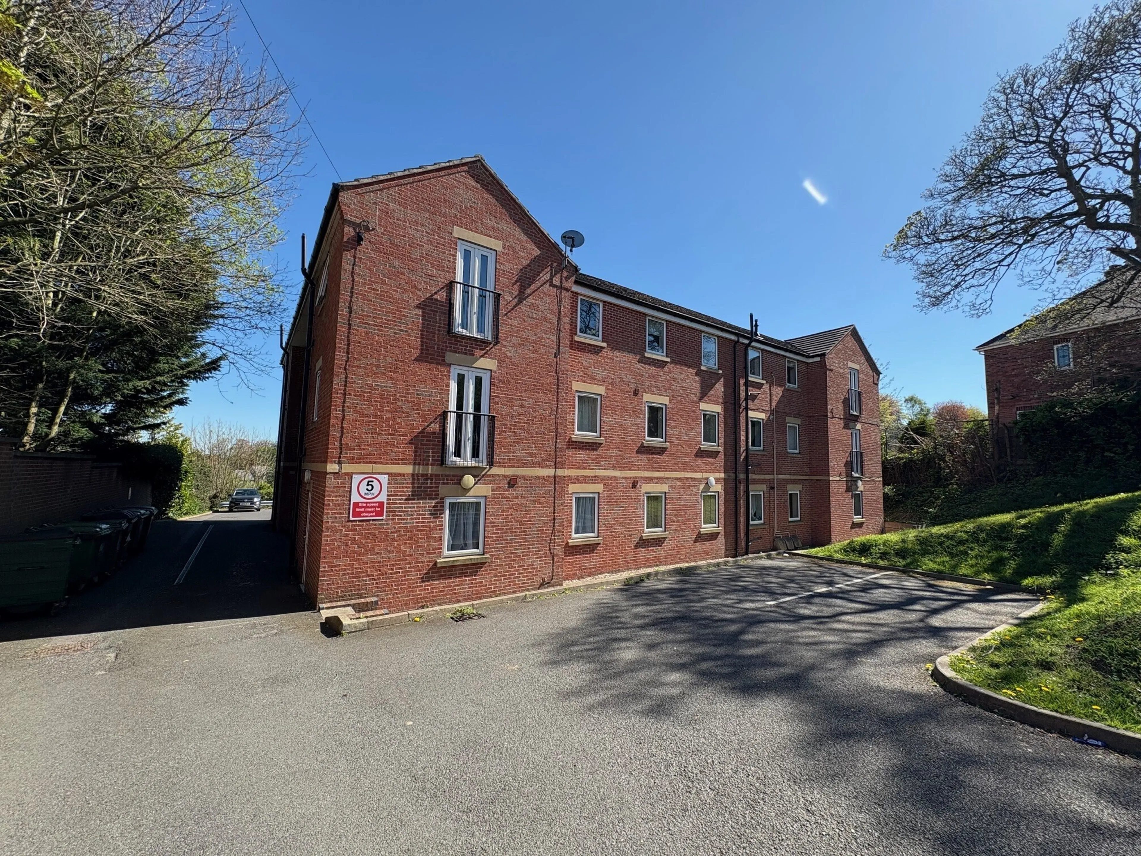 Property photo 0