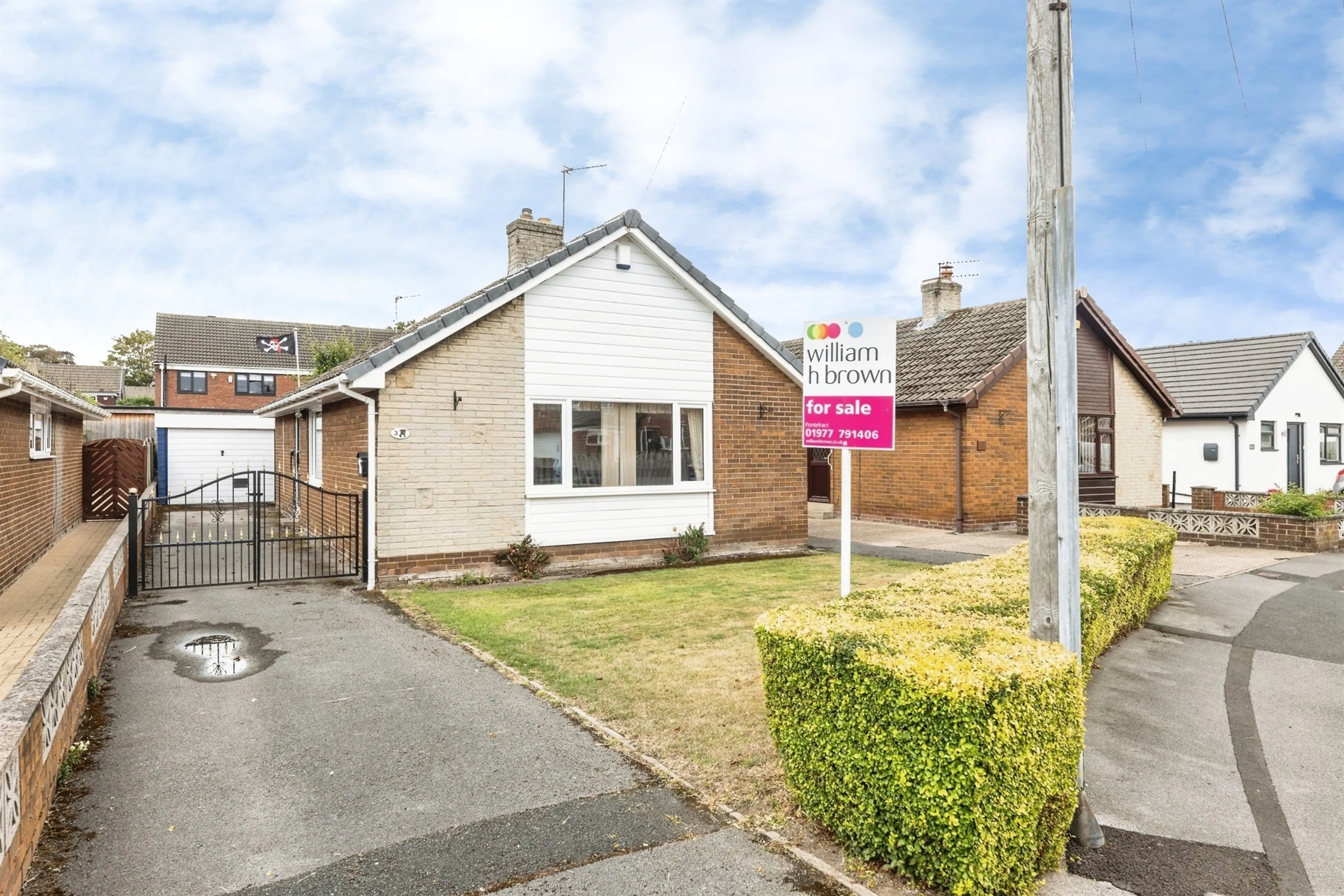 Property at Bedford Close, Featherstone, Pontefract