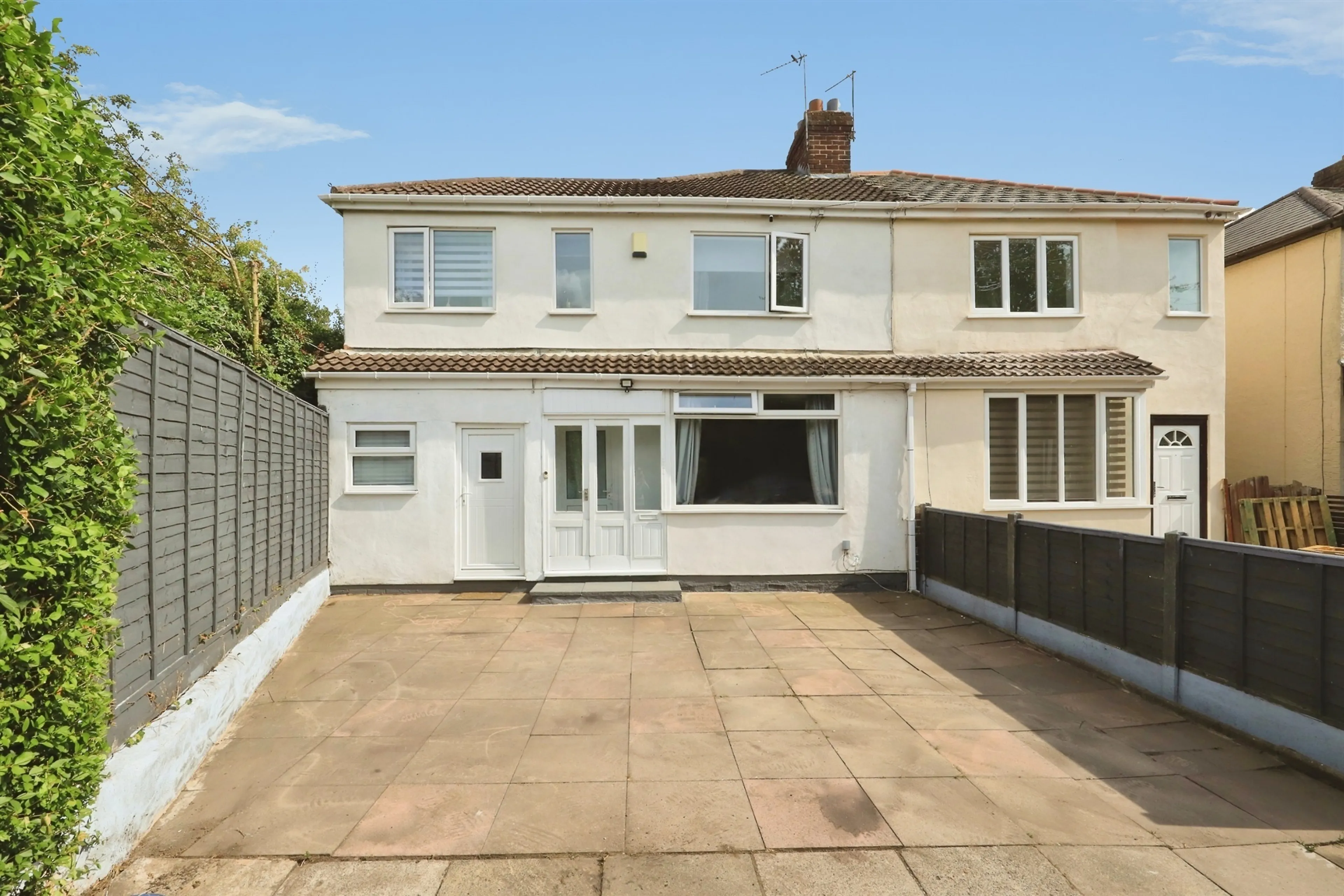 Property photo 0