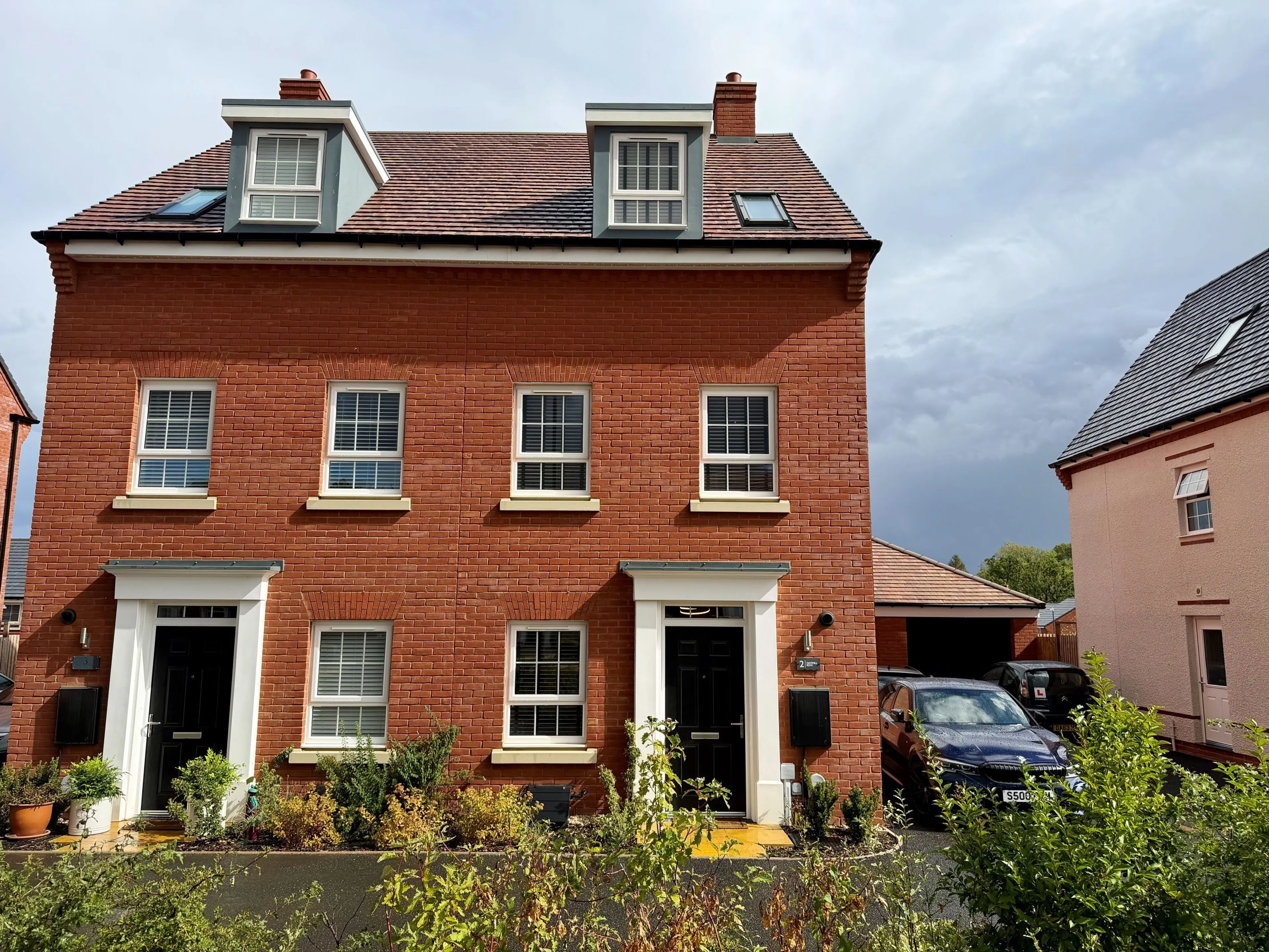 Property photo 0