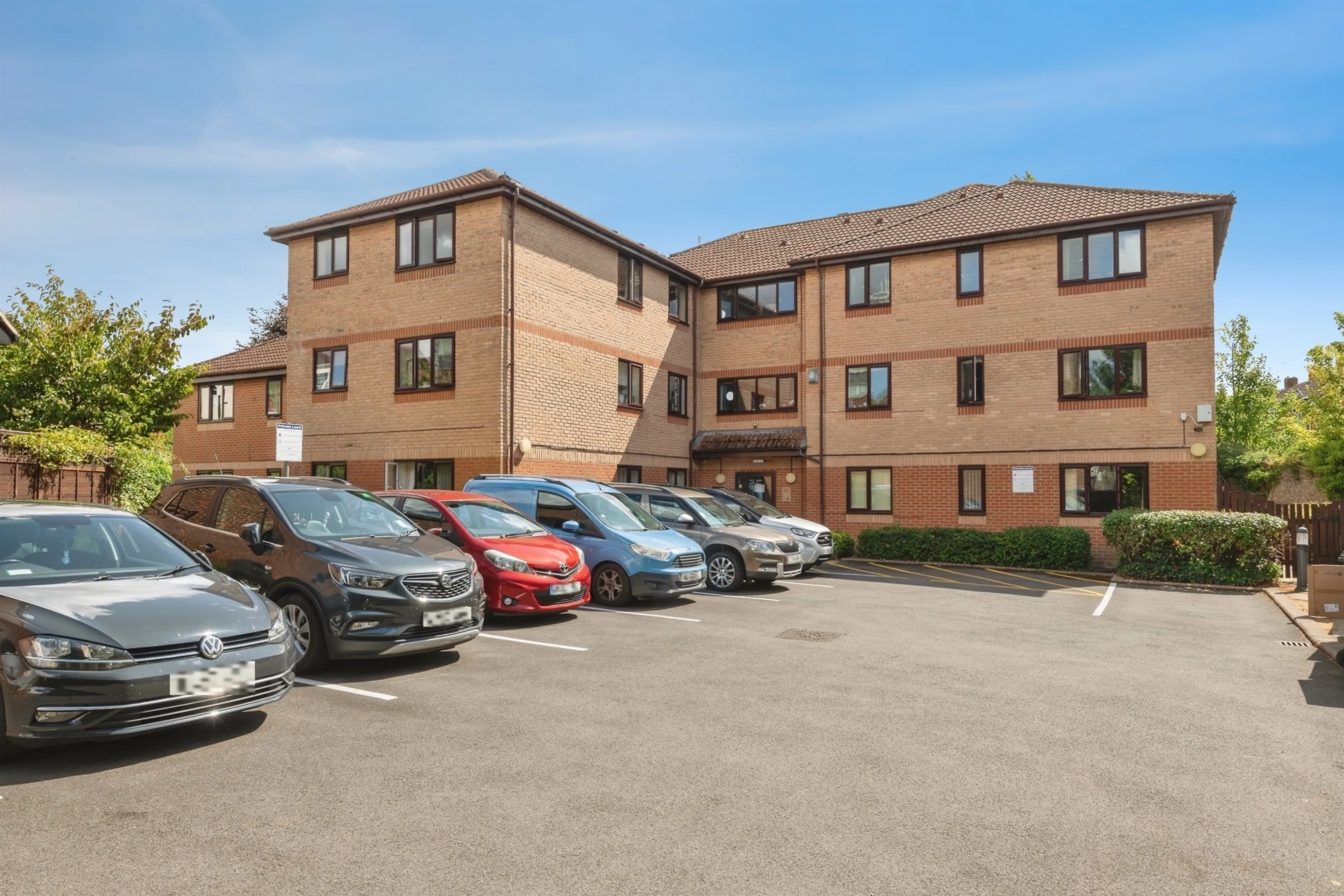 Property photo 0