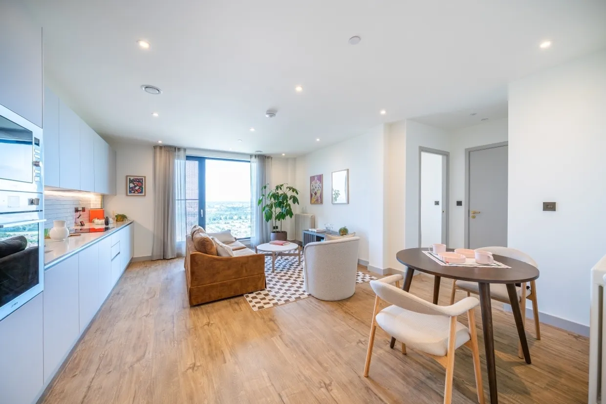 The Eades, 11 Selborne Road London E17 photo 2